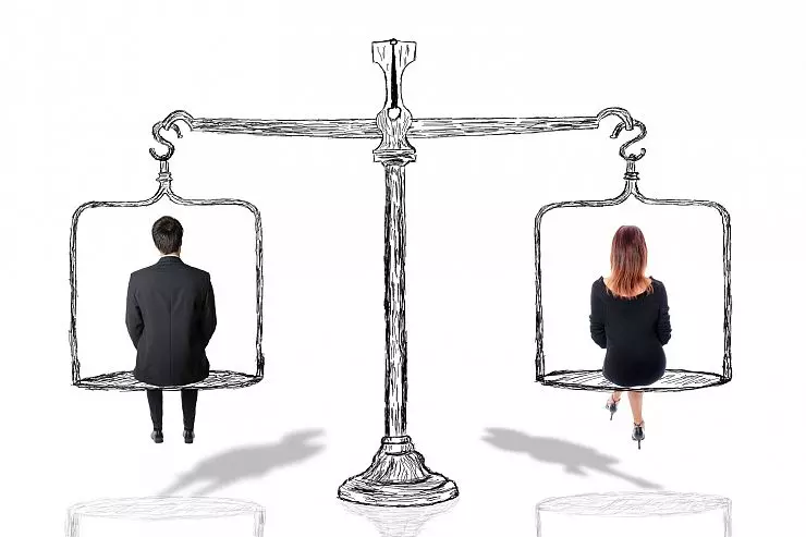 LA POVERTÀ FEMMINILE UN VORTICE DI INEGUAGLIANZA ED INVISIBILITÀ SOCIALE