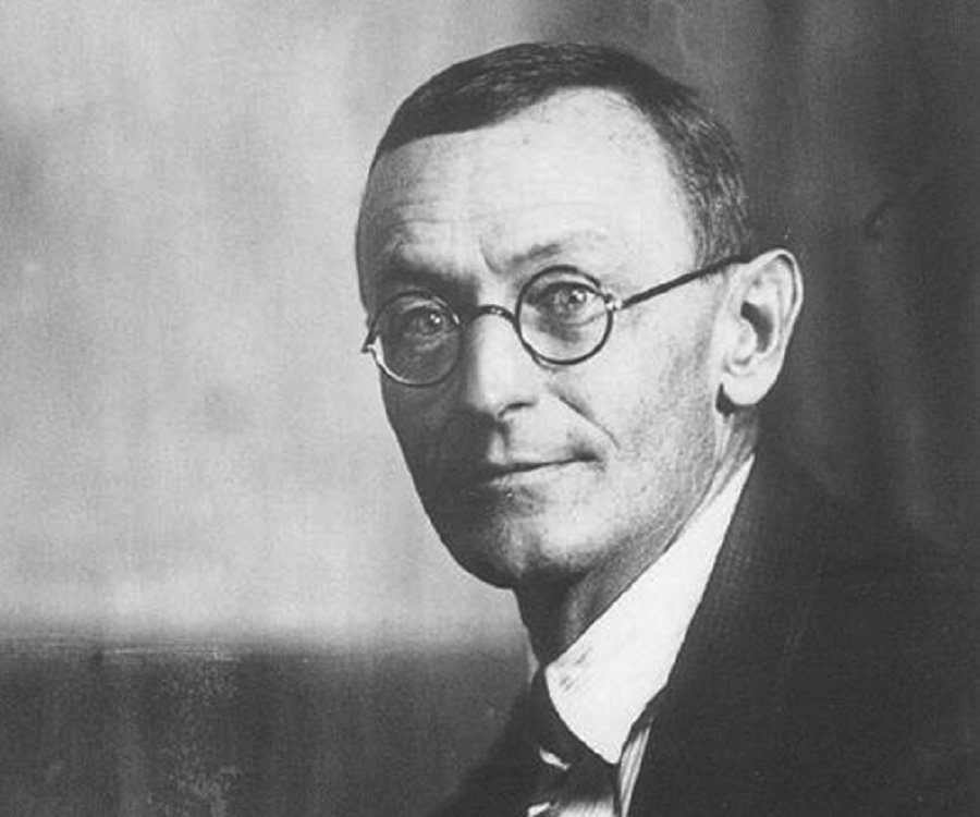 HERMANN HESSE E IL MONTE VERITÀ: UN VIAGGIO ESISTENZIALE TRA MISTICISMO E MODERNITÀ.